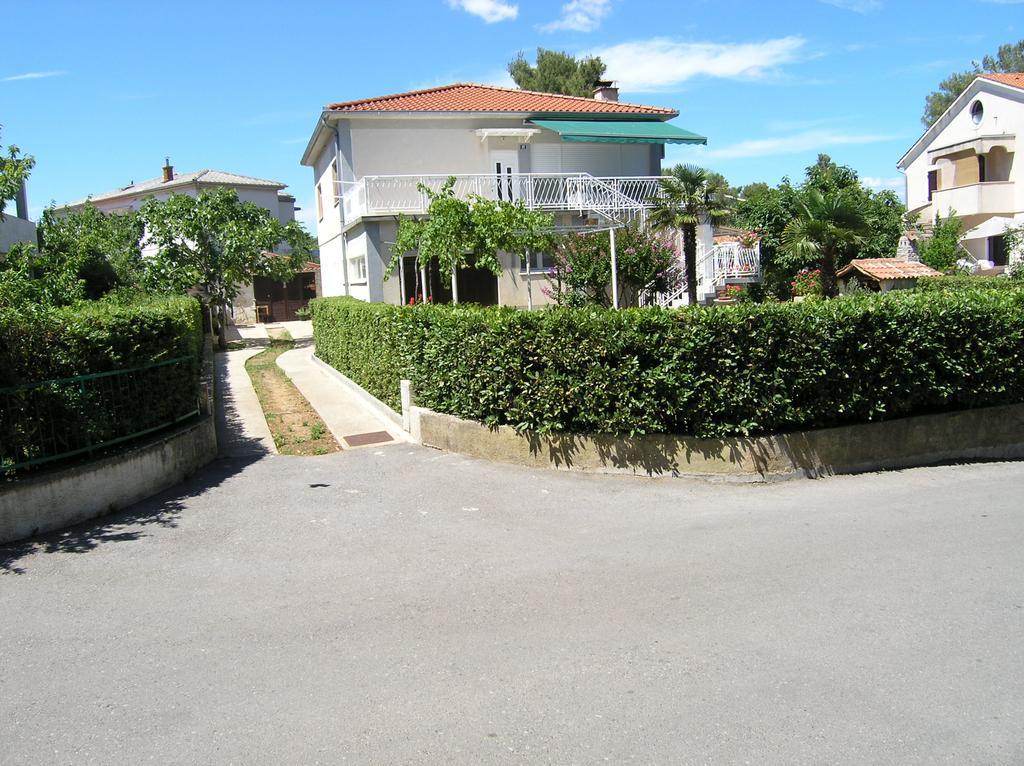 Apartman Vera Krk Town Zewnętrze zdjęcie