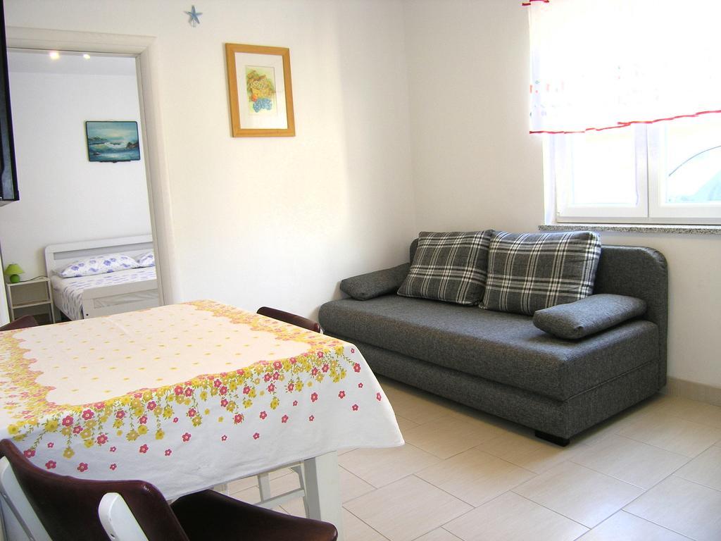 Apartman Vera Krk Town Zewnętrze zdjęcie